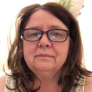 Meet your Posher, Elizabeth